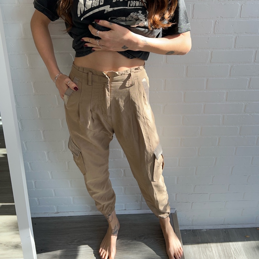 Cargo pants from brand Heartloom